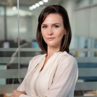 Claudia Colombo_DE Group